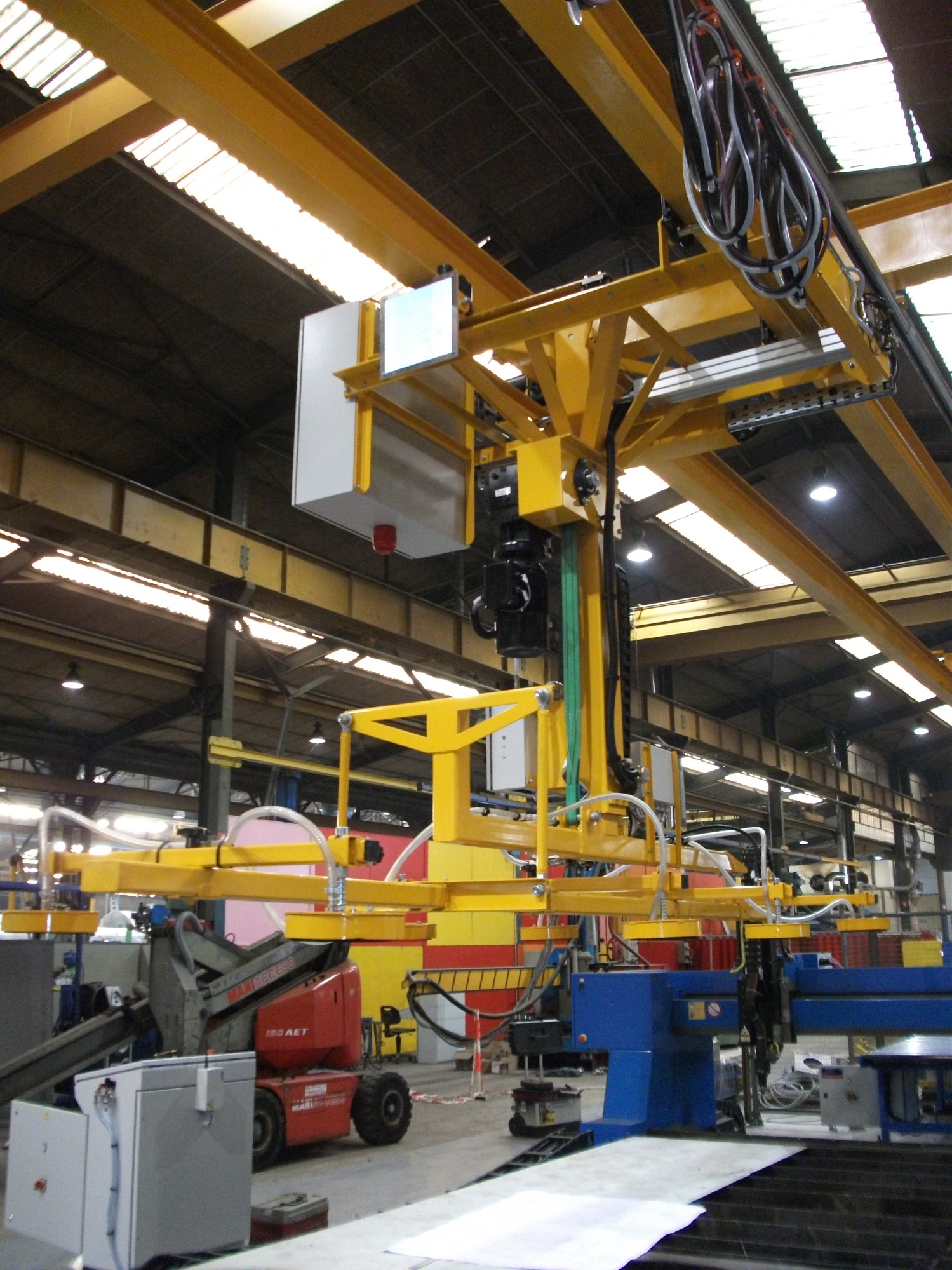 Dépileur de tôles Serema pour ligne de découpe CN